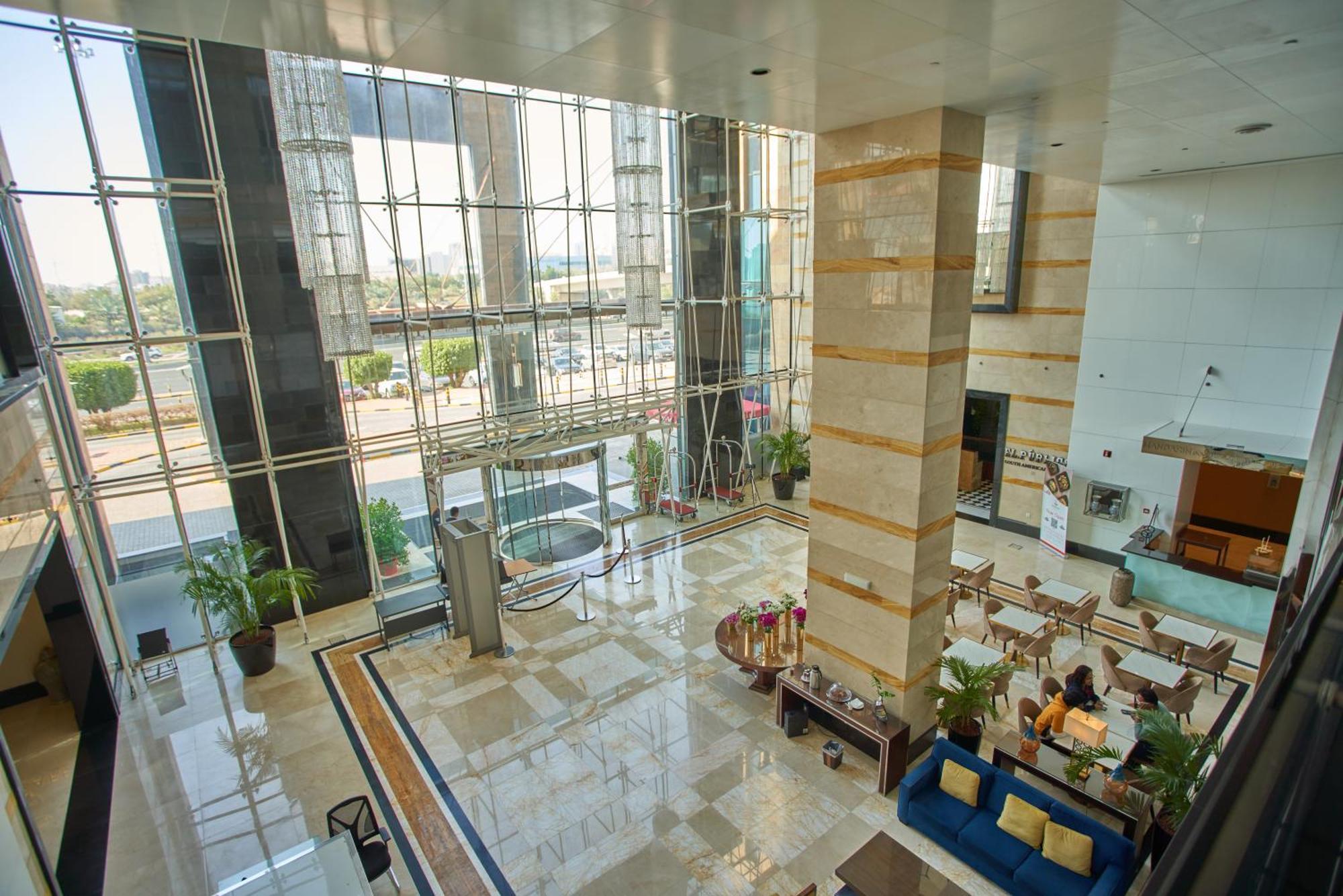 Millennium Hotel & Convention Centre Kuwait Kuwait City Екстер'єр фото Lobby of the hotel