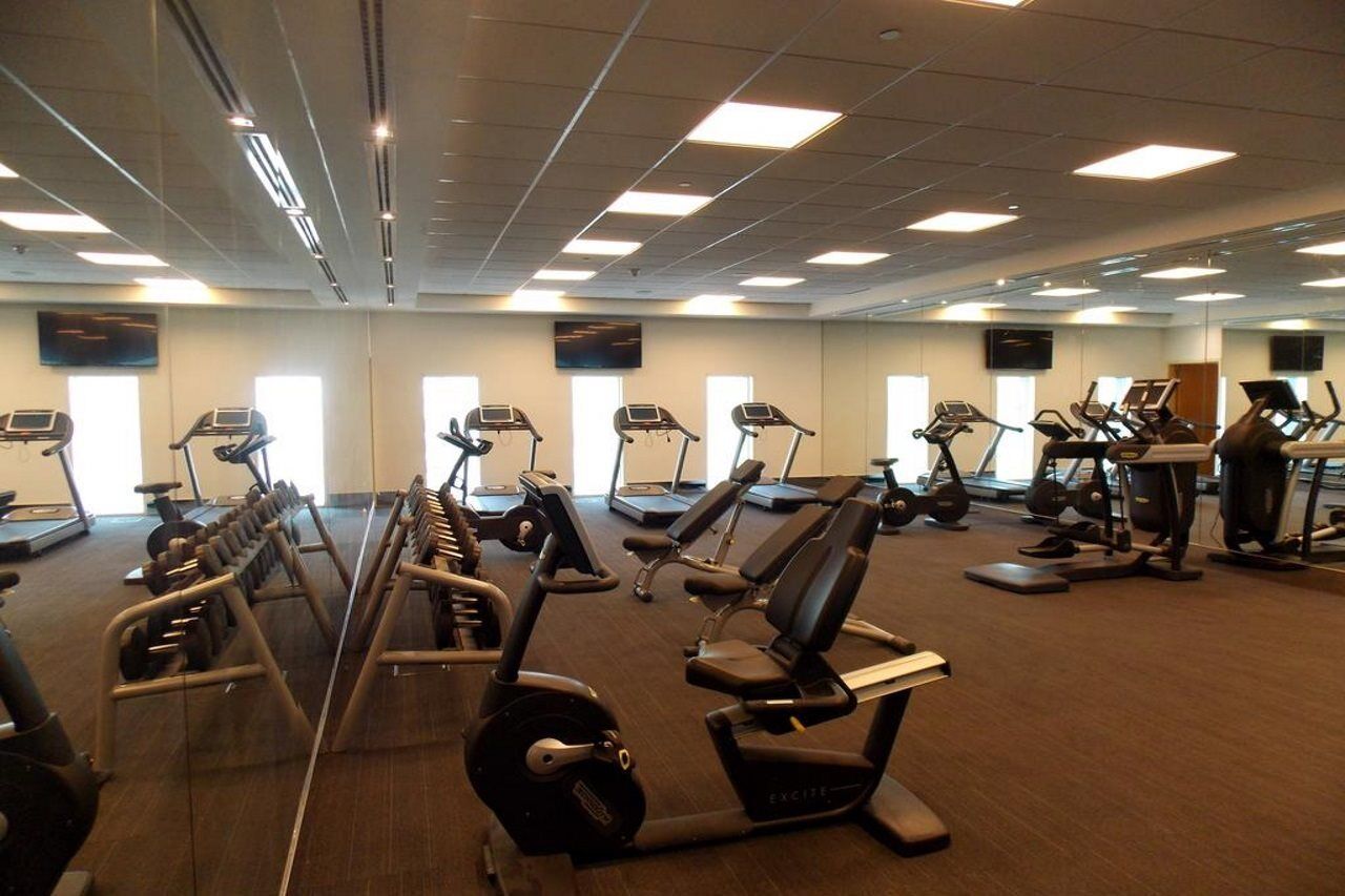 Millennium Hotel & Convention Centre Kuwait Kuwait City Екстер'єр фото The gym at the hotel
